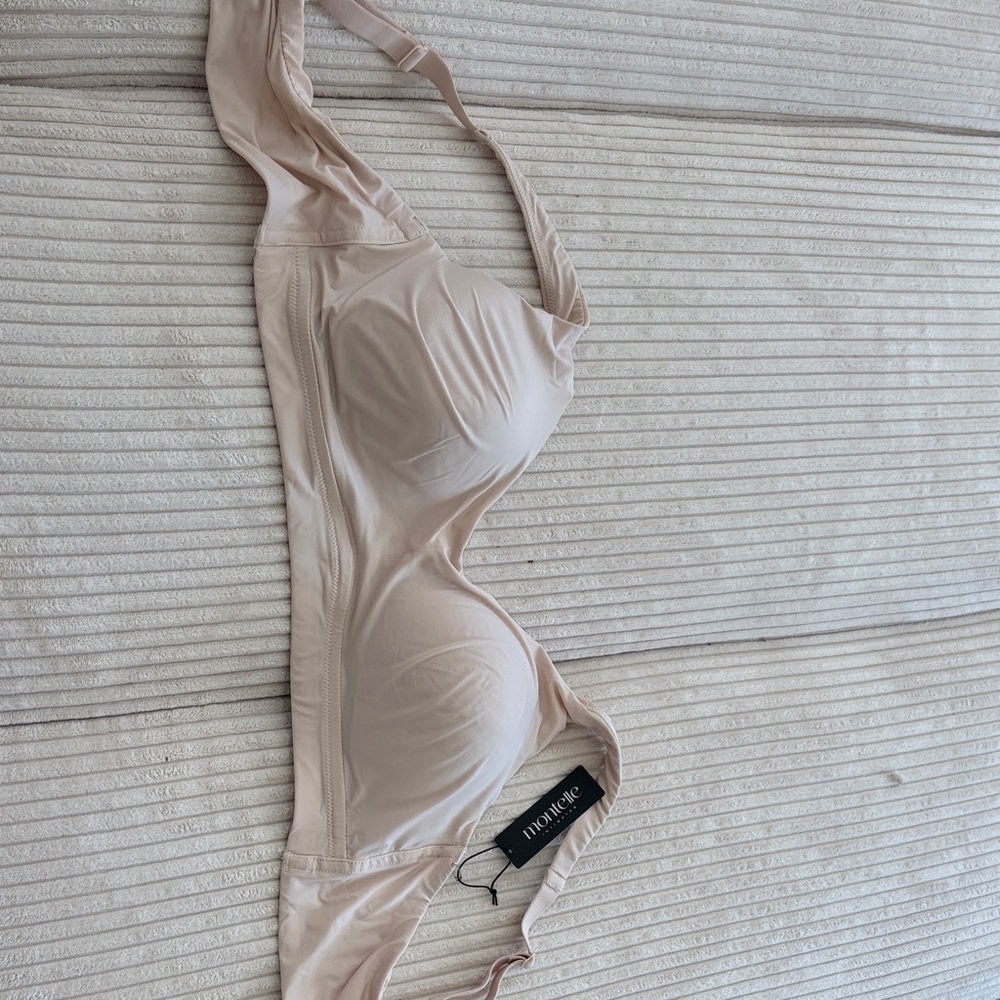 Smooth Light Nude Underwire Bra by Nanette Lepore